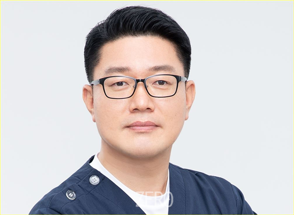 ▲센트릭치과기공소 이기봉 소장